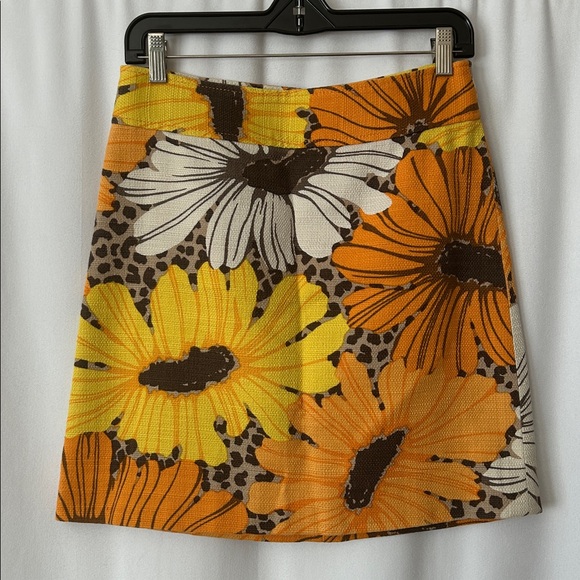 Dolce & Gabbana Dresses & Skirts - Dolce & Gabbana Auth Vibrant Yellow/Orange Floral Mini Skirt **Size 38/US 2** 🌻🌻